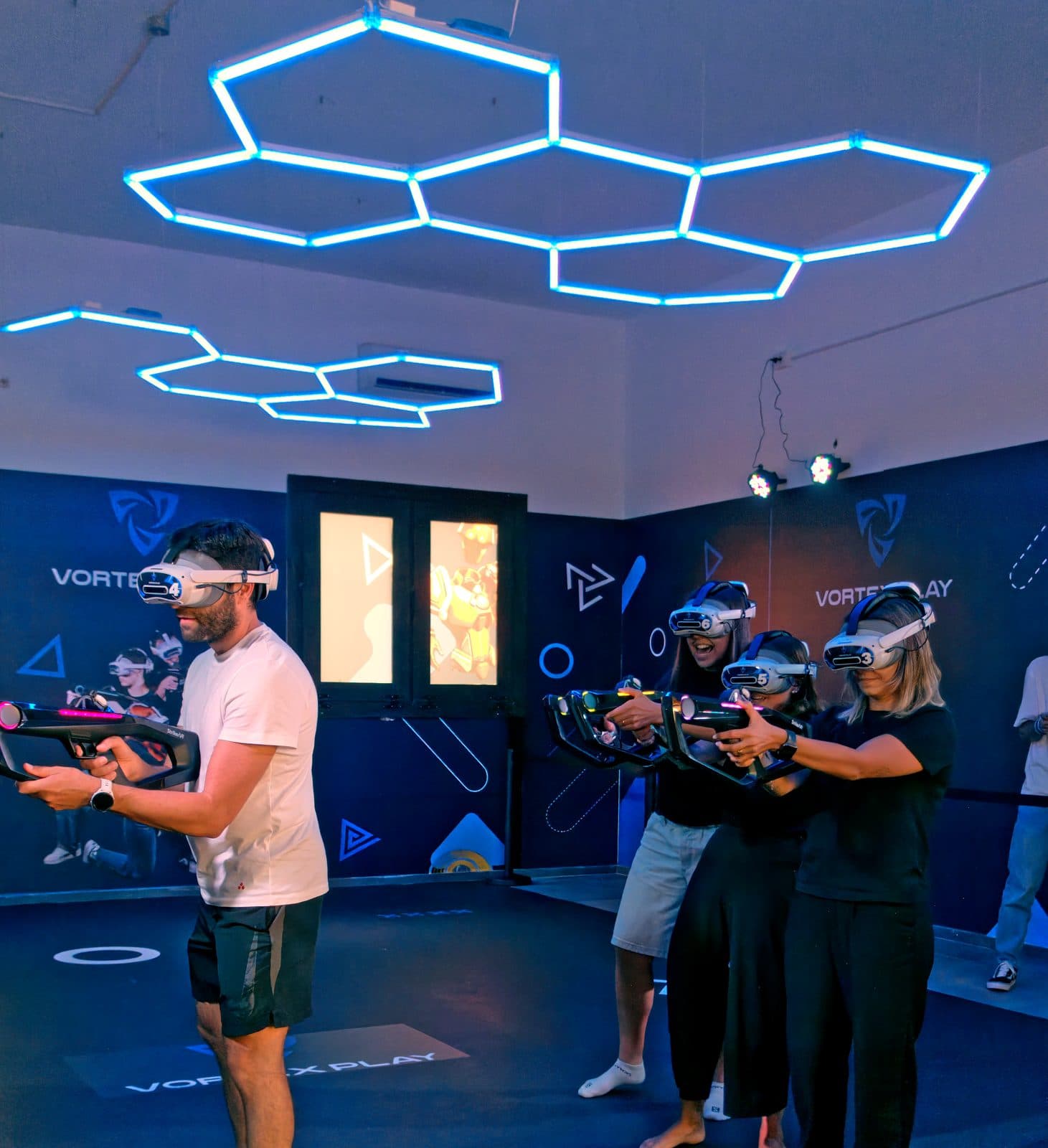 Arena VR con giocatori durante una sessione free-roam